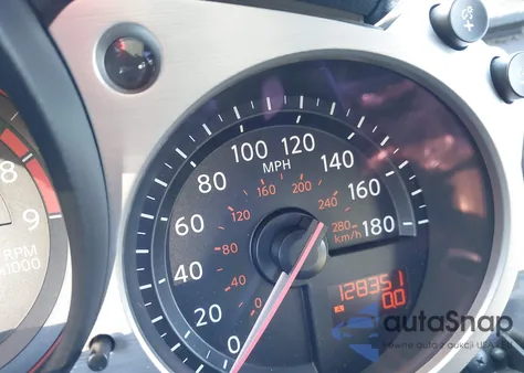 2011 Nissan 370Z Touring z USA, uszkodzony, nr VIN JN1AZ4EH0BM555433